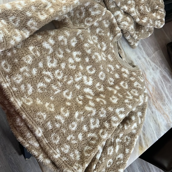 Fleece Set L - Picture 5 of 5